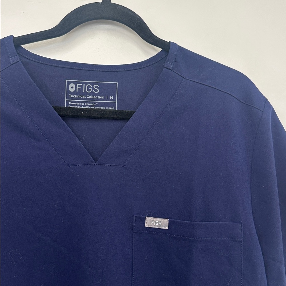 Figs Blue Technical Collection Scrub Top SZ L - Picture 2 of 5